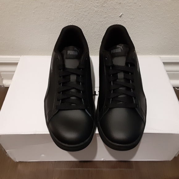 Puma - Picture 2 of 4